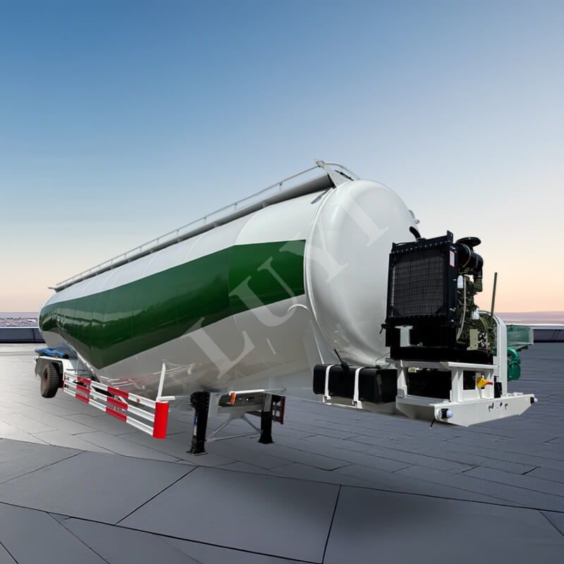 3-axlig, 3-fack, 40 000-liters pulvertank semitrailer