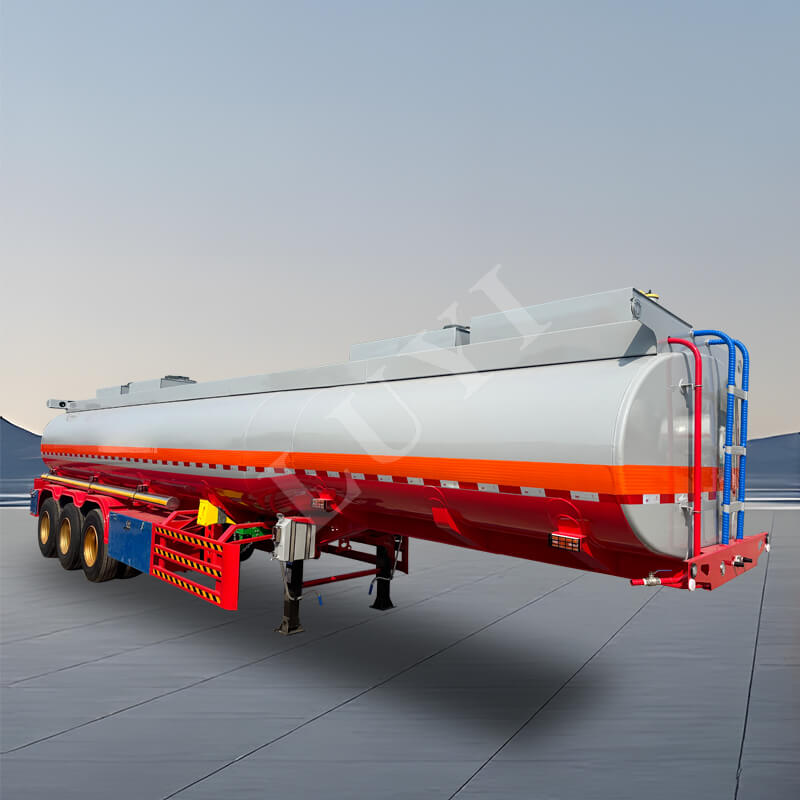 3-axlad 35000 liters oljetank semitrailer 3-axlad 35000 liters oljetank semitrailer