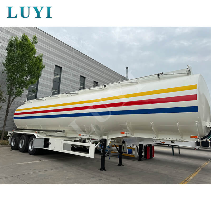 3-axlad 50 000 liter 7-fack oljetank semitrailer