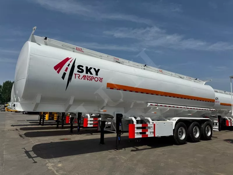 3 axlar 40000 liter kolstålstankvagn