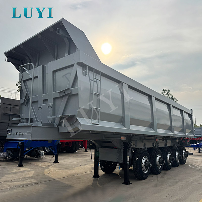 LUYI Grå Femaxlig semitrailer bak LUYI Grå Femaxlig semitrailer bak